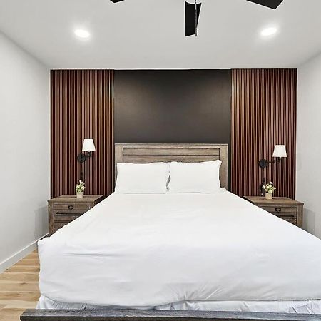 New 2B Townhome Near At&T Global Life 6Flag Arlington Eksteriør billede